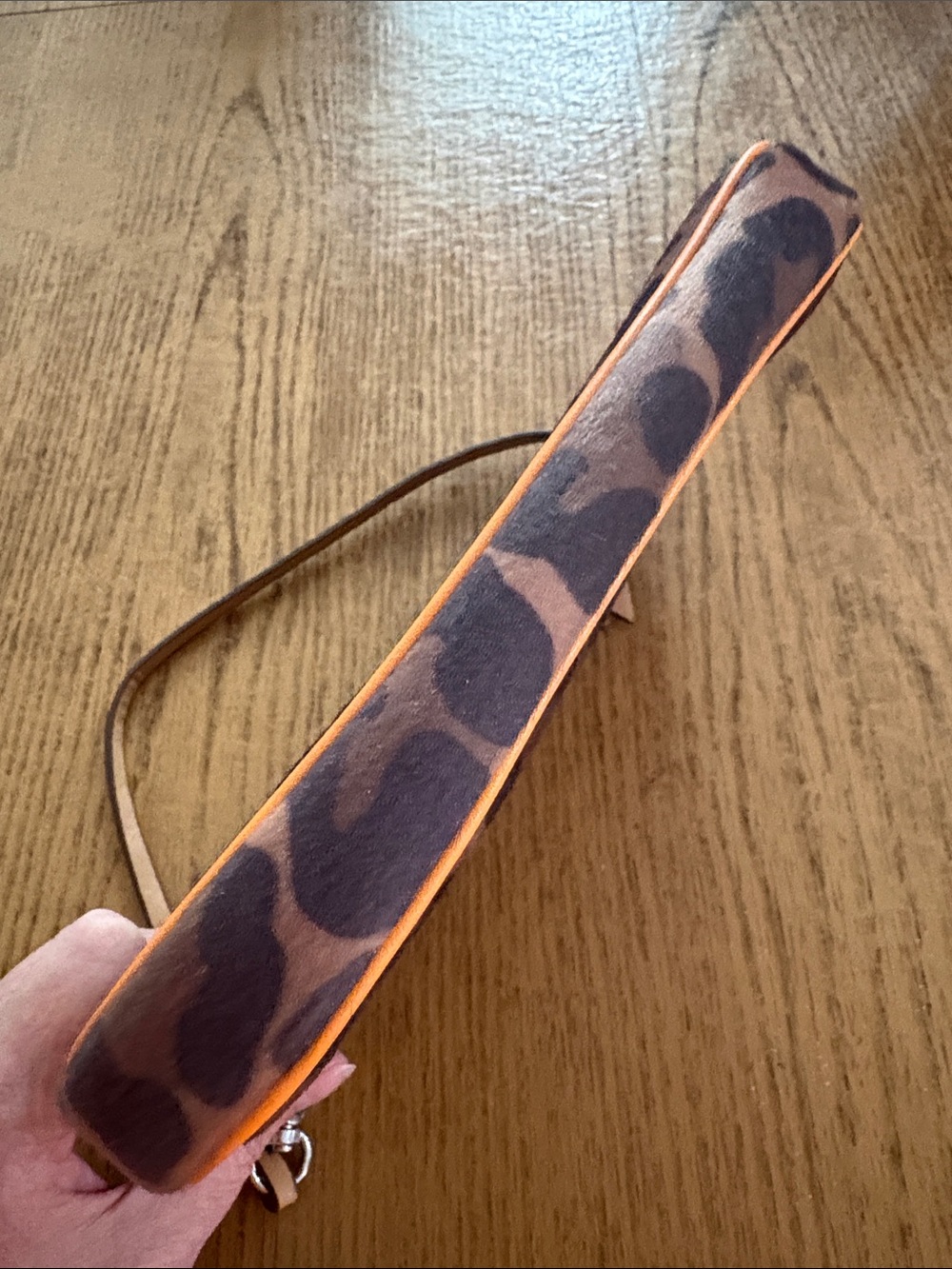 Ann Taylor LOFT Brown and Black Leopard Print Wristlet with Orange Trim - Picture 4 of 6